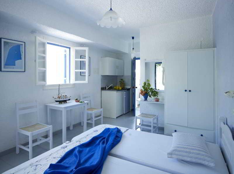 Ninetta'S Studios Poros Town Exteriér fotografie